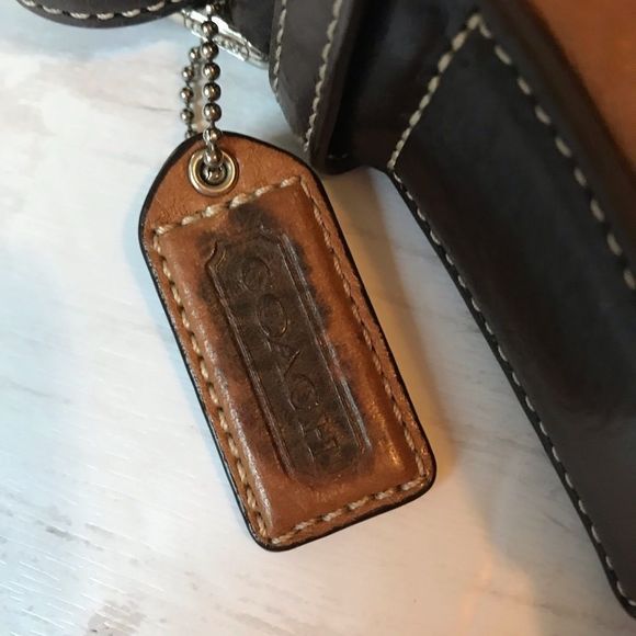 Authentic COACH legacy signature legacy hobo bag purse pebbled leather - Picture 2 of 12